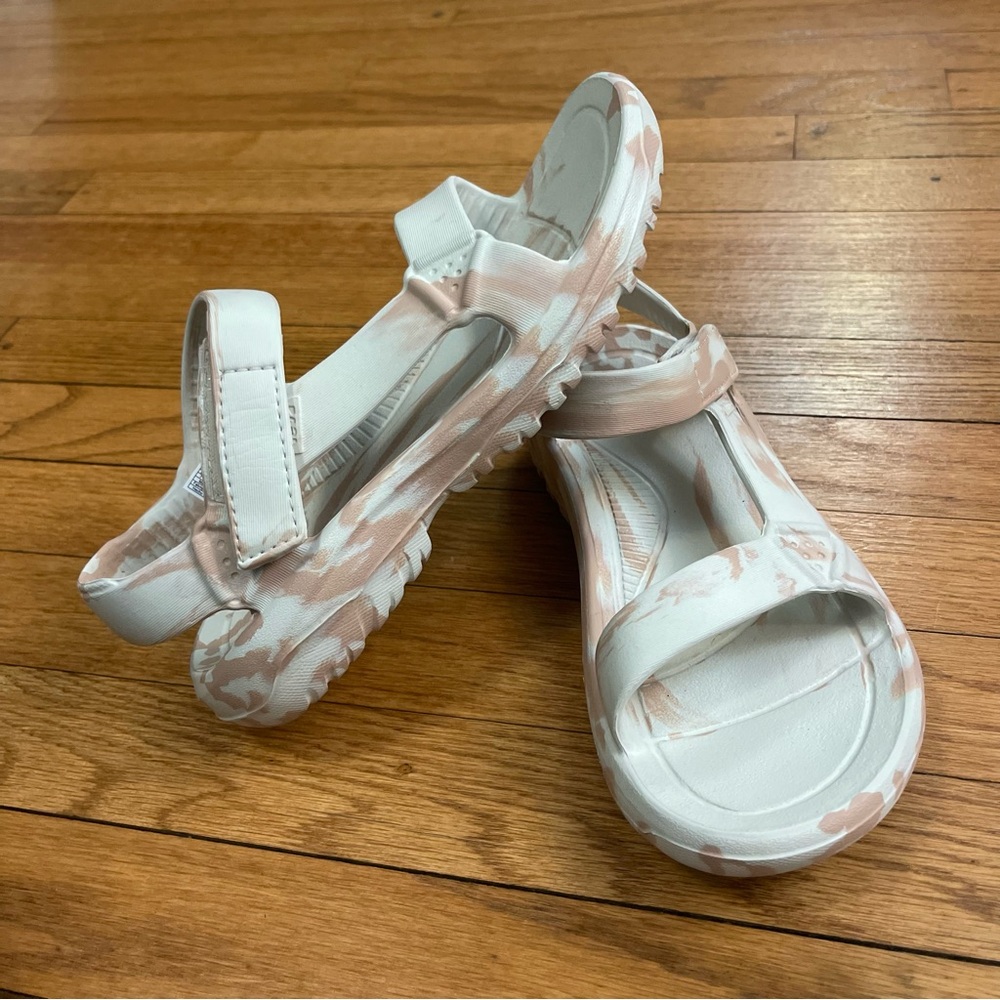Women’s Teva Hurricane Drift Water Sandal Velcro Strap Rubber Sandals Size 7